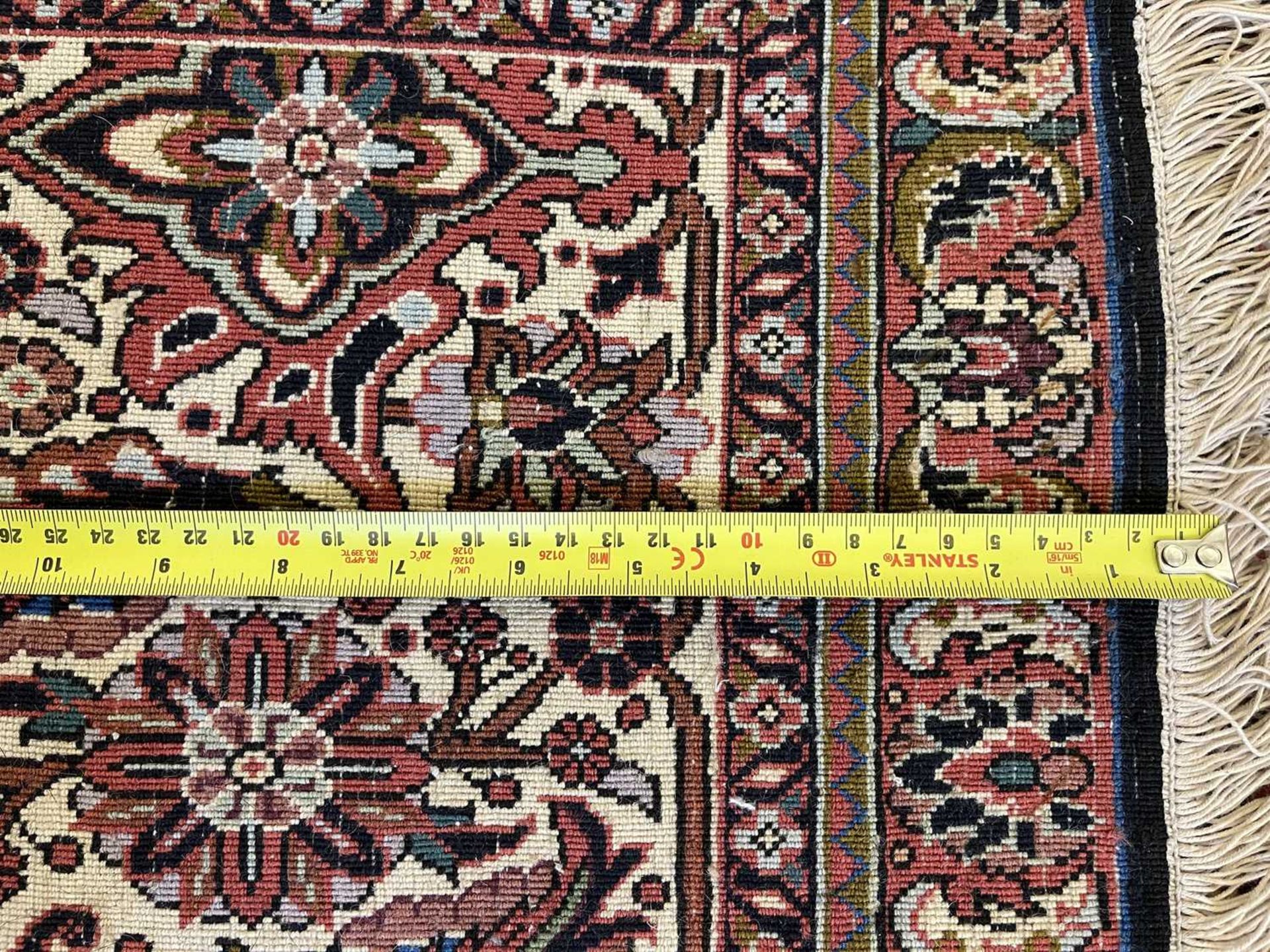 A Persian Hamadan carpet, - Image 14 of 15