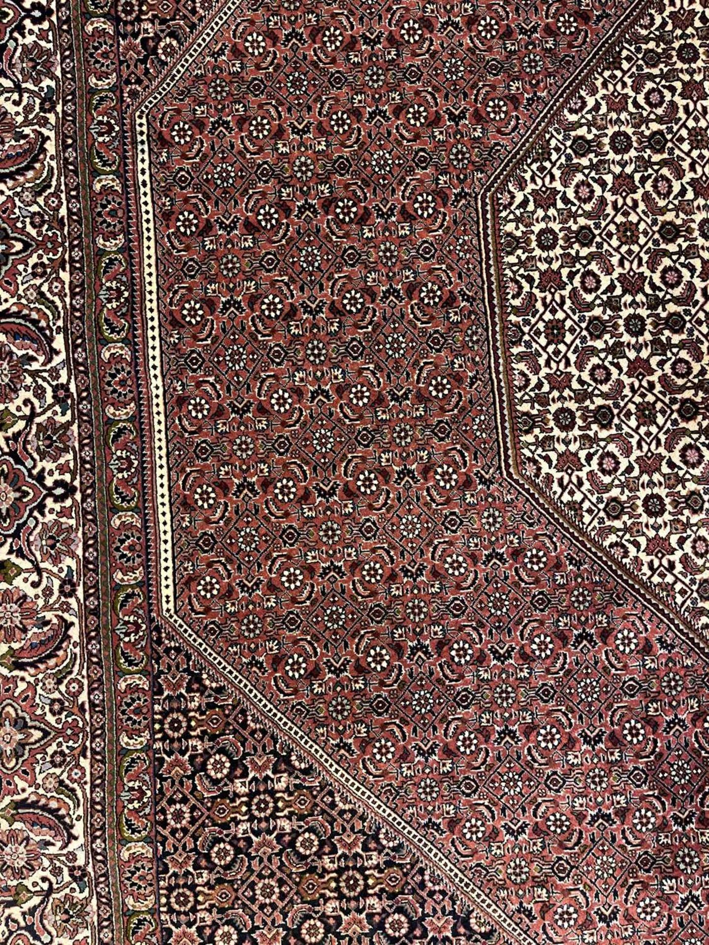 A Persian Hamadan carpet, - Image 13 of 15