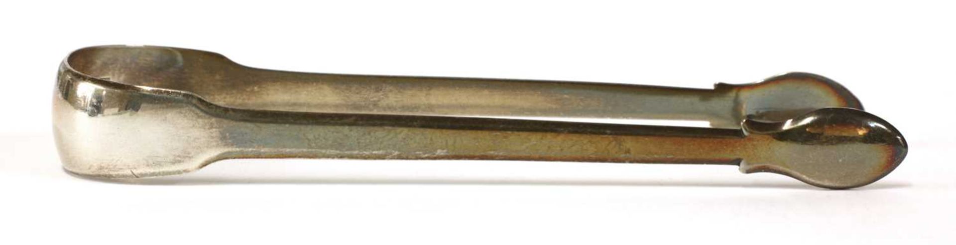 A pair of George III silver sugar tongs, - Image 22 of 33