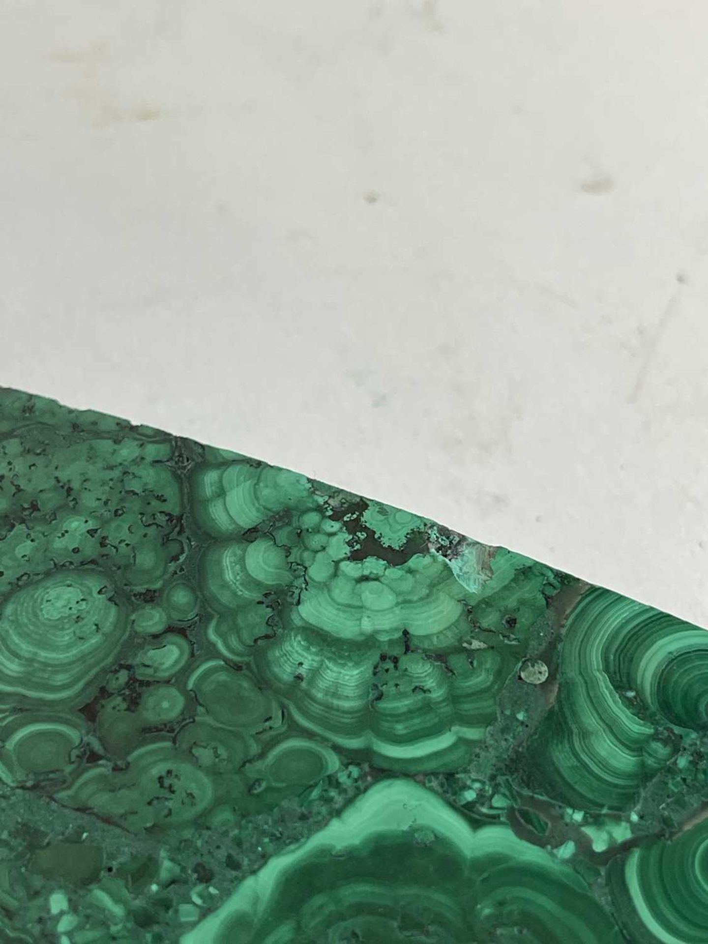 A near pair of malachite tabletops, - Image 39 of 55