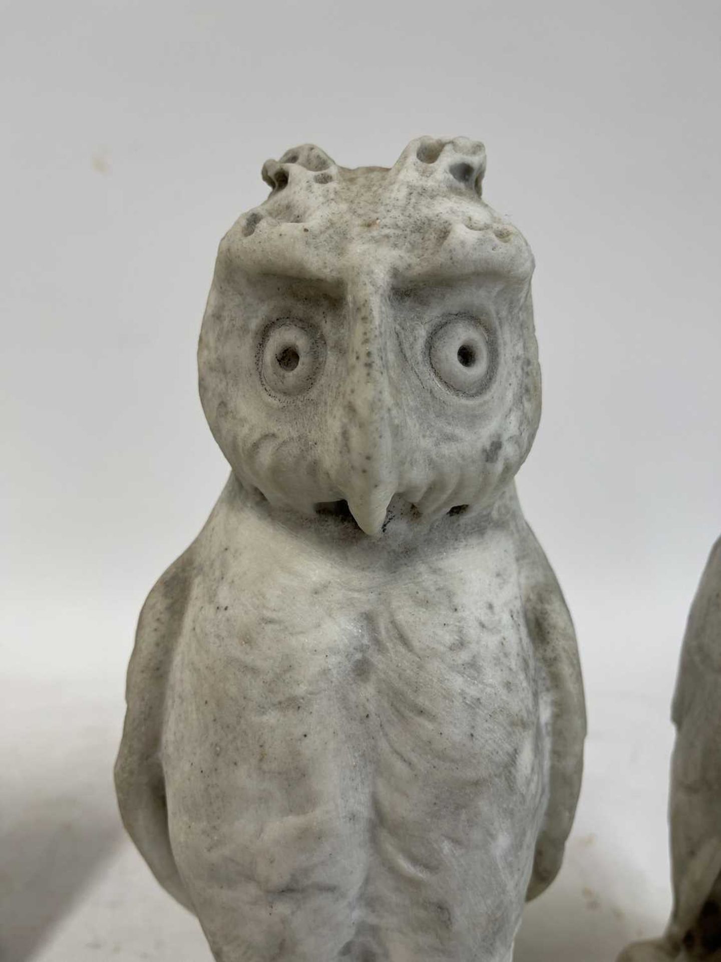 A pair of carved marble owls - Image 28 of 35
