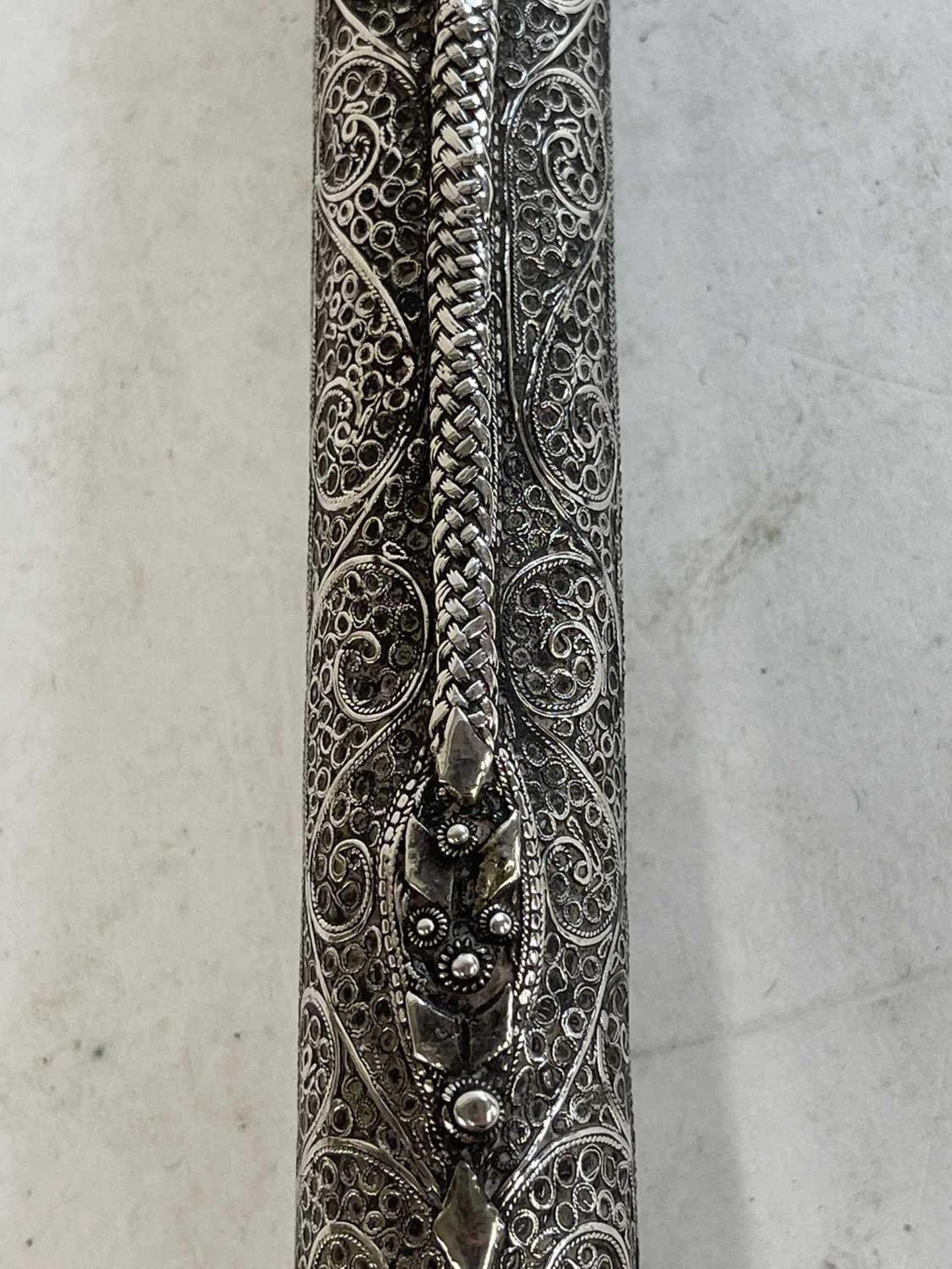 A Turkish silver-mounted flintlock pistol, - Bild 16 aus 45