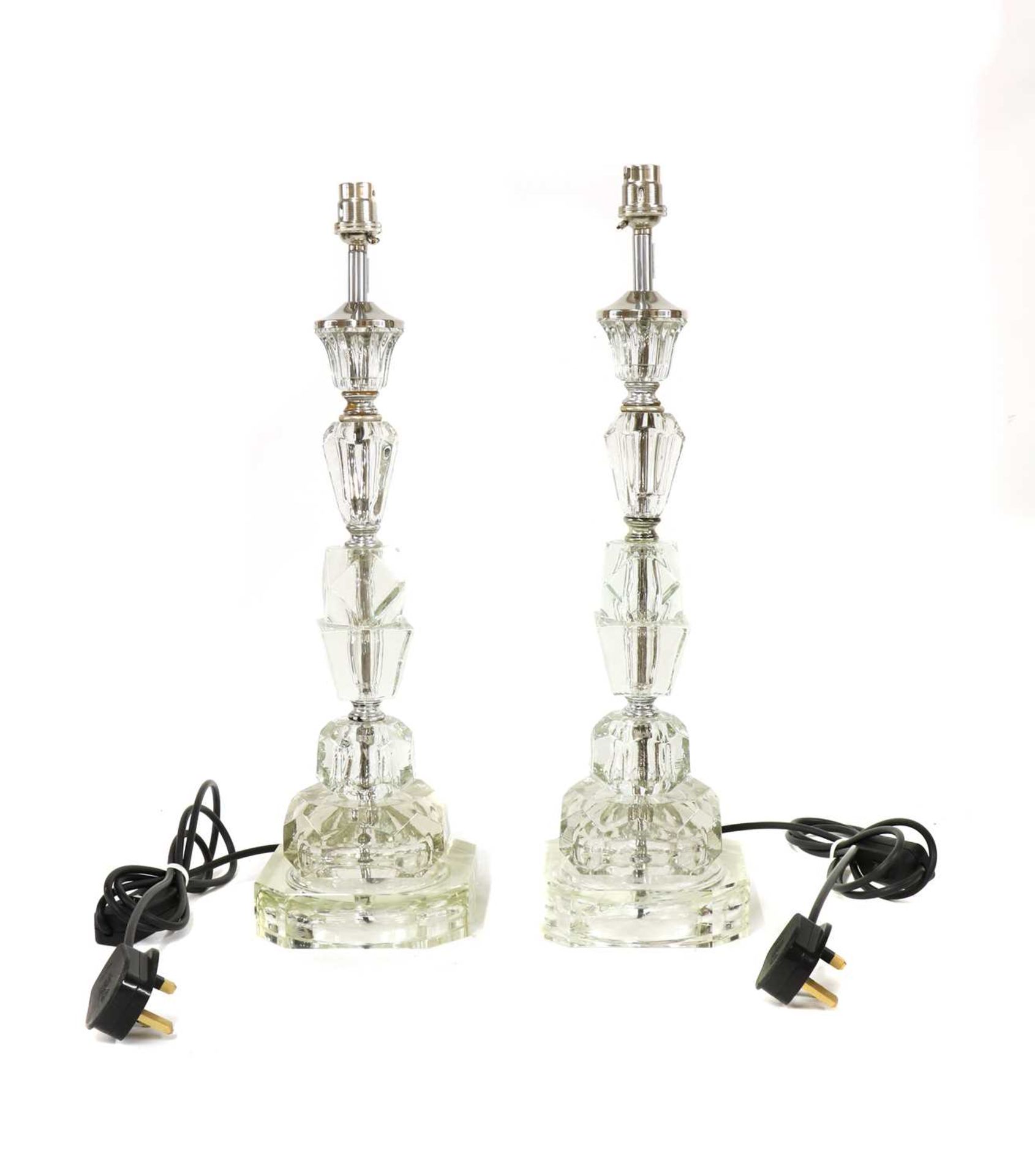 A pair of moulded glass column table lamps, - Bild 2 aus 2