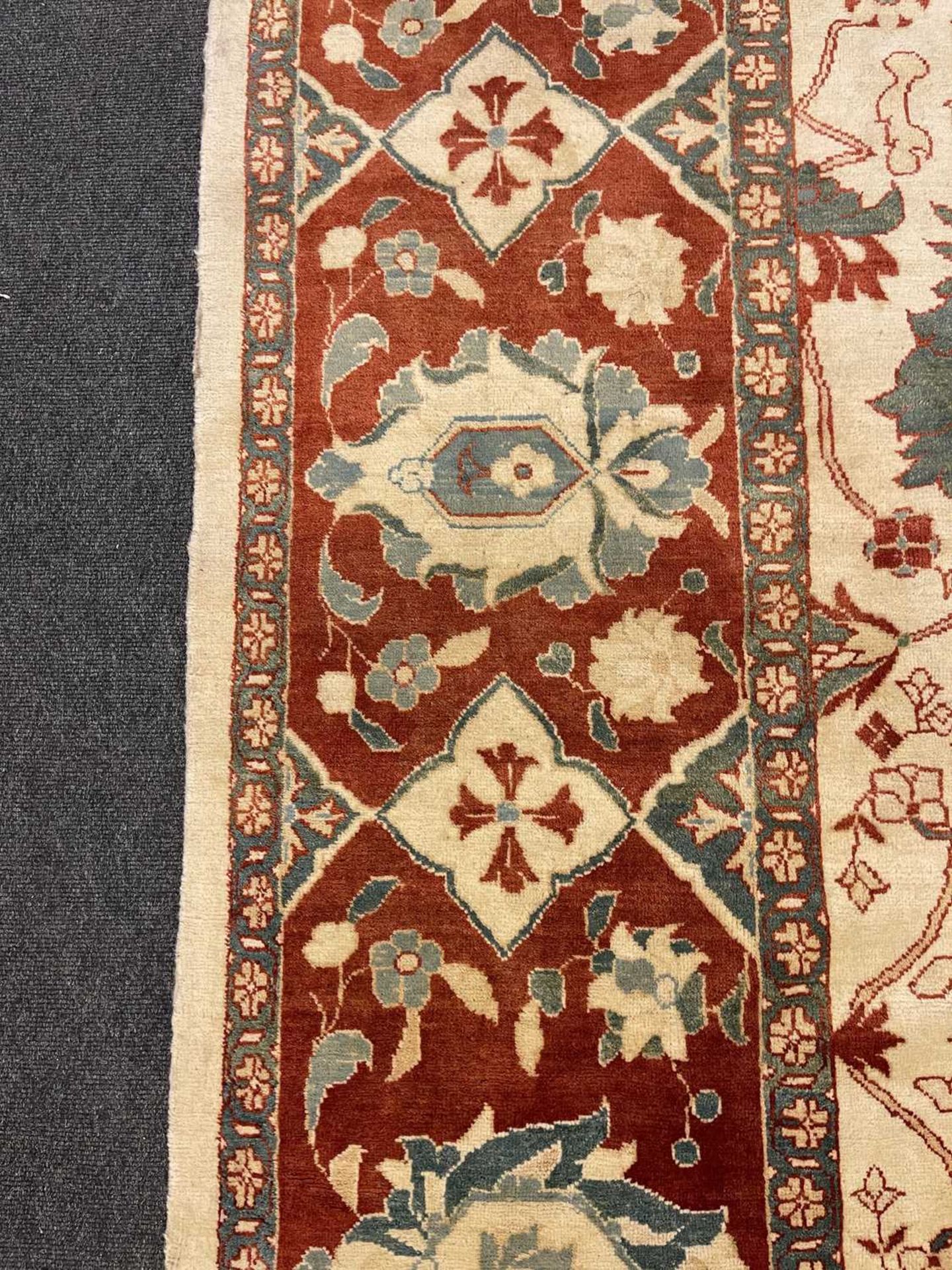 A large Persian Ziegler Sultanabad carpet, - Bild 22 aus 34