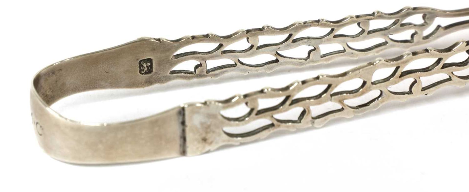 Eight pairs of silver sugar tongs, - Image 15 of 31