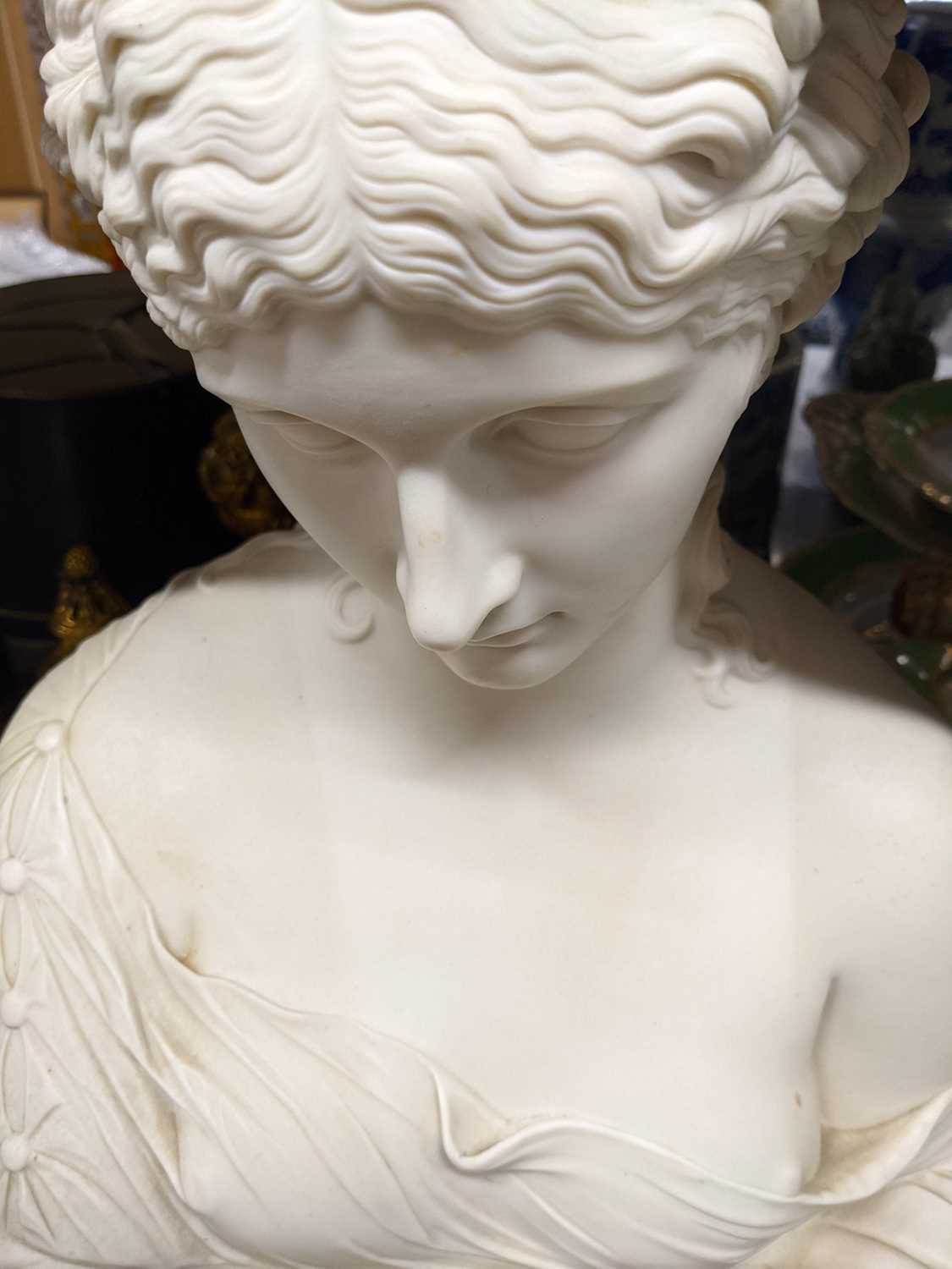 Clytie, a Copeland Parian bust on a socle, - Bild 6 aus 7