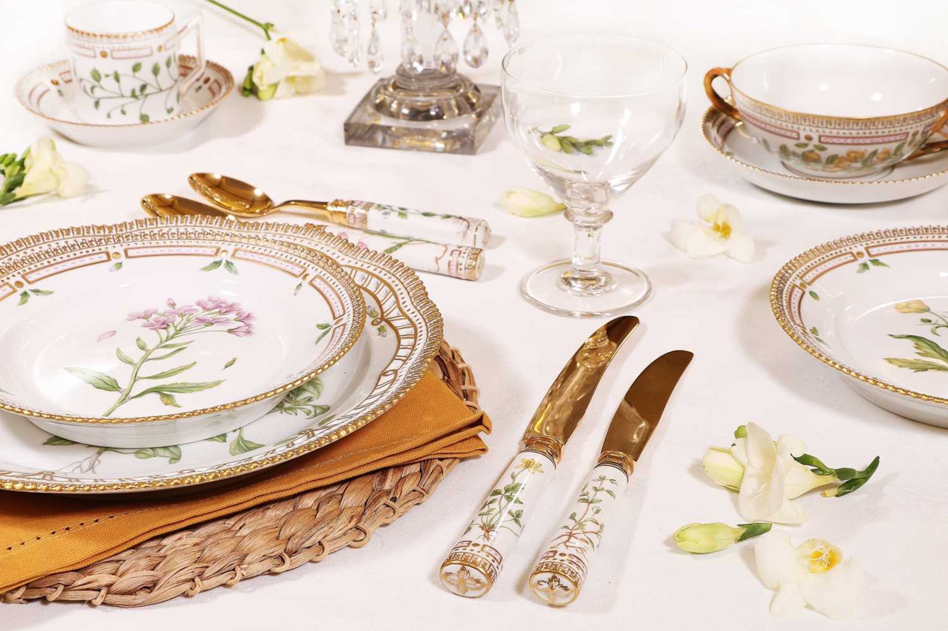 An extensive Royal Copenhagen 'Flora Danica' porcelain dinner service, - Image 3 of 139