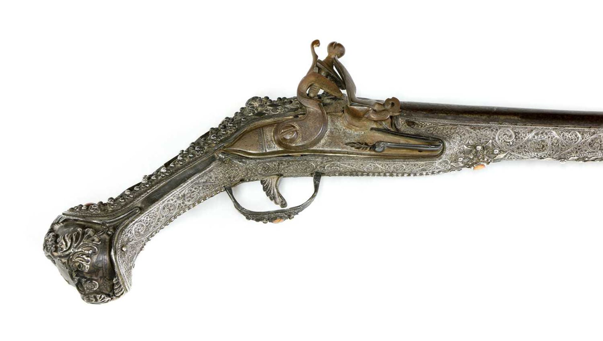 A Turkish silver-mounted flintlock pistol, - Bild 3 aus 45
