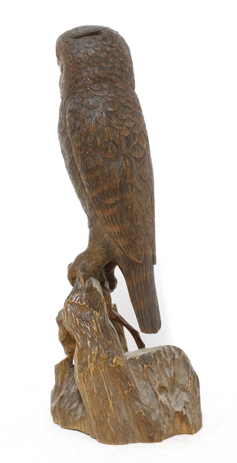 A Black Forest carved softwood owl, - Image 3 of 3