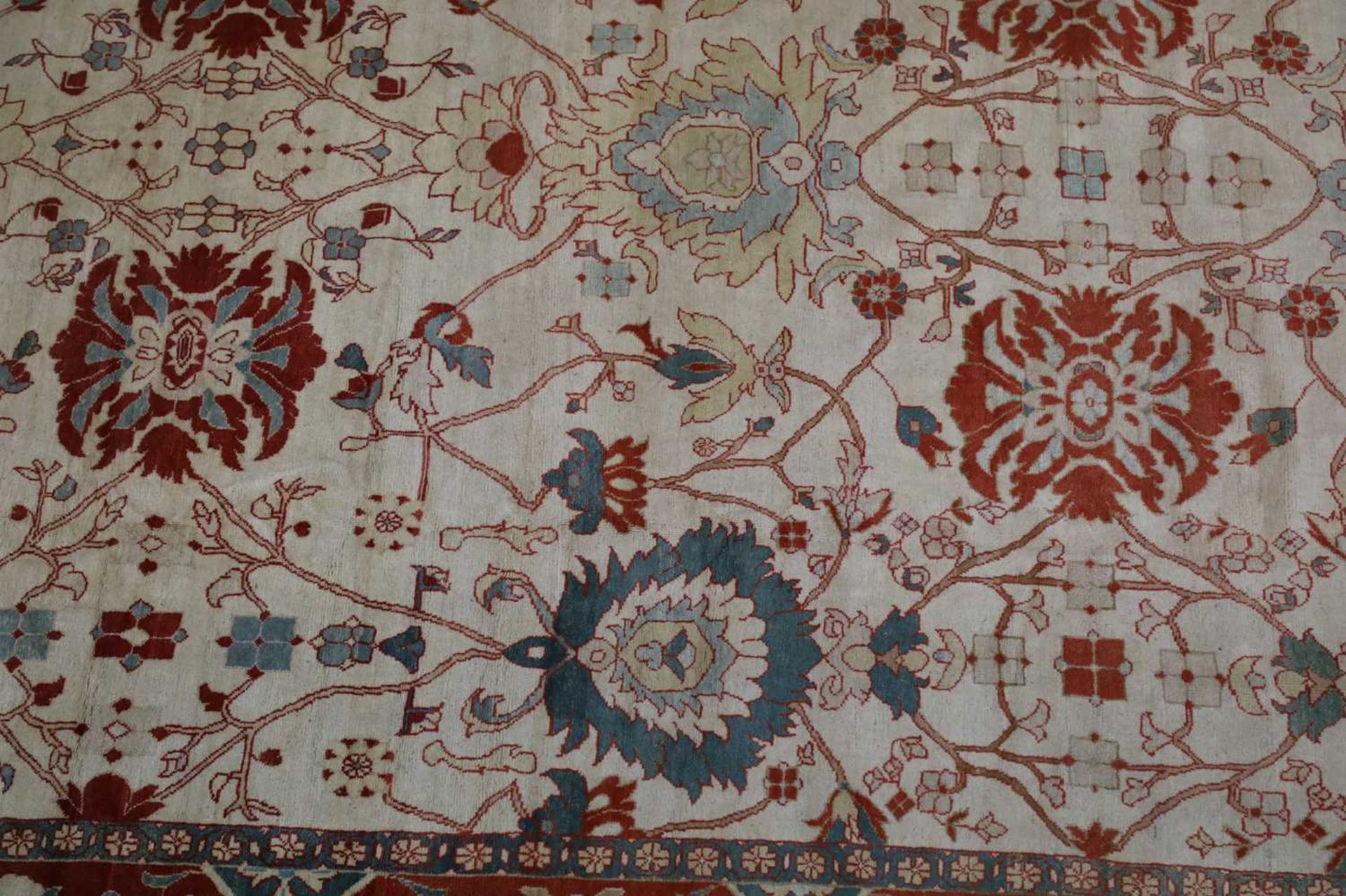 A large Persian Ziegler Sultanabad carpet, - Bild 9 aus 34