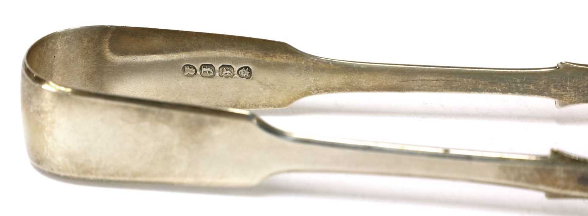 Eight pairs of silver sugar tongs, - Image 27 of 31