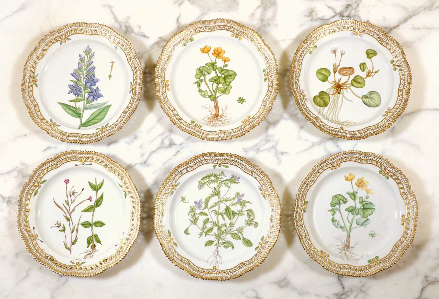An extensive Royal Copenhagen 'Flora Danica' porcelain dinner service, - Bild 10 aus 139