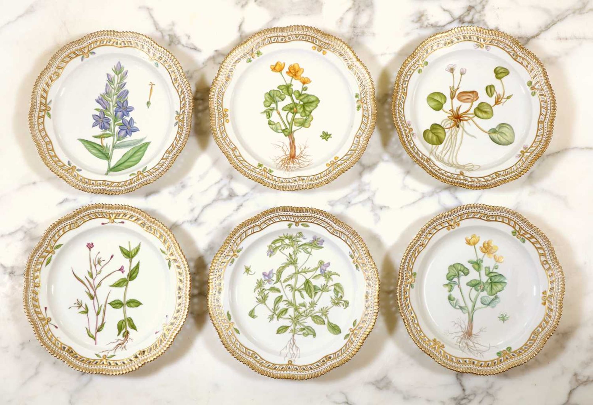 An extensive Royal Copenhagen 'Flora Danica' porcelain dinner service, - Image 10 of 139