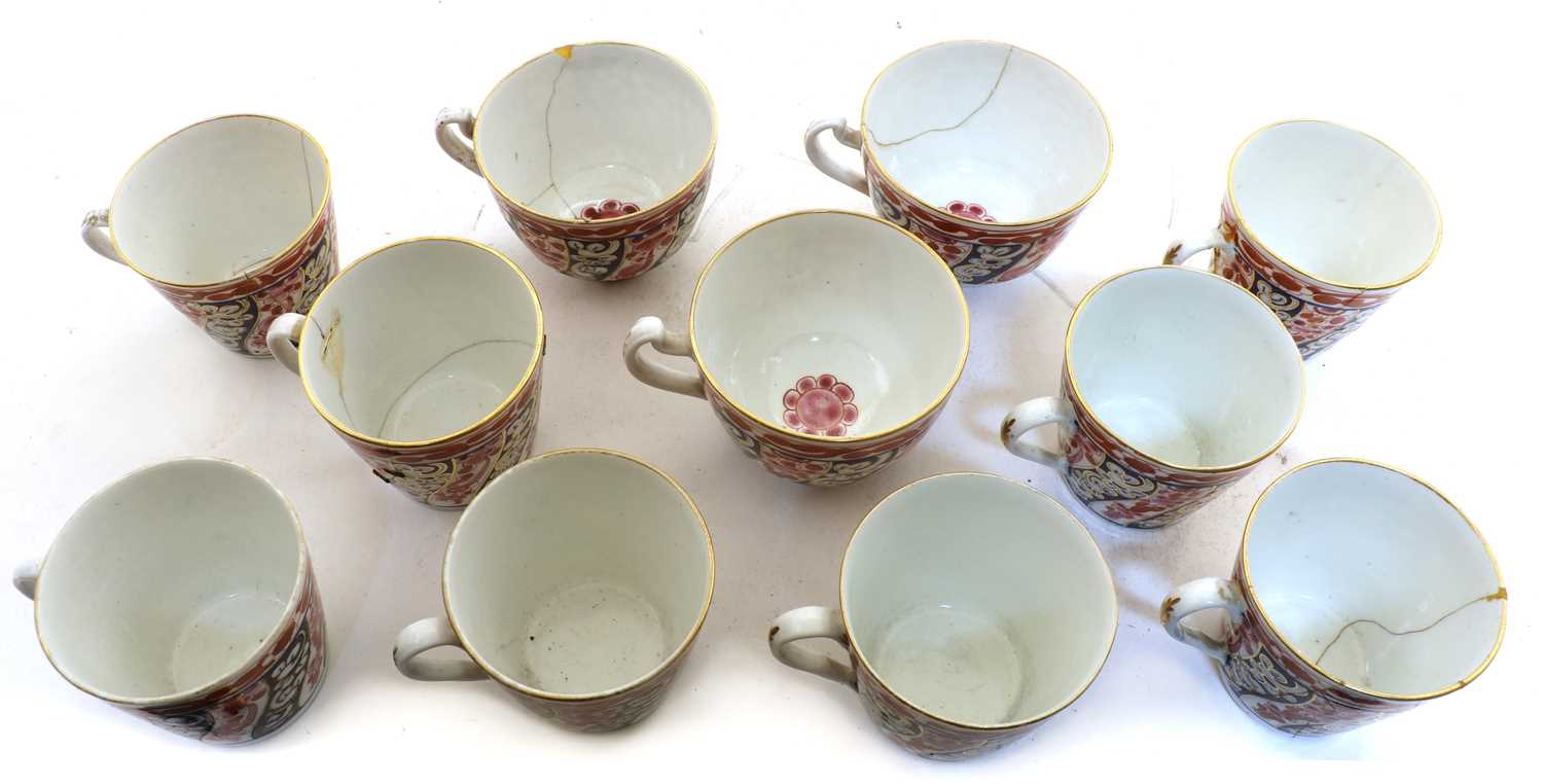 A quantity of Worcester porcelain tea and coffee wares, - Image 7 of 11