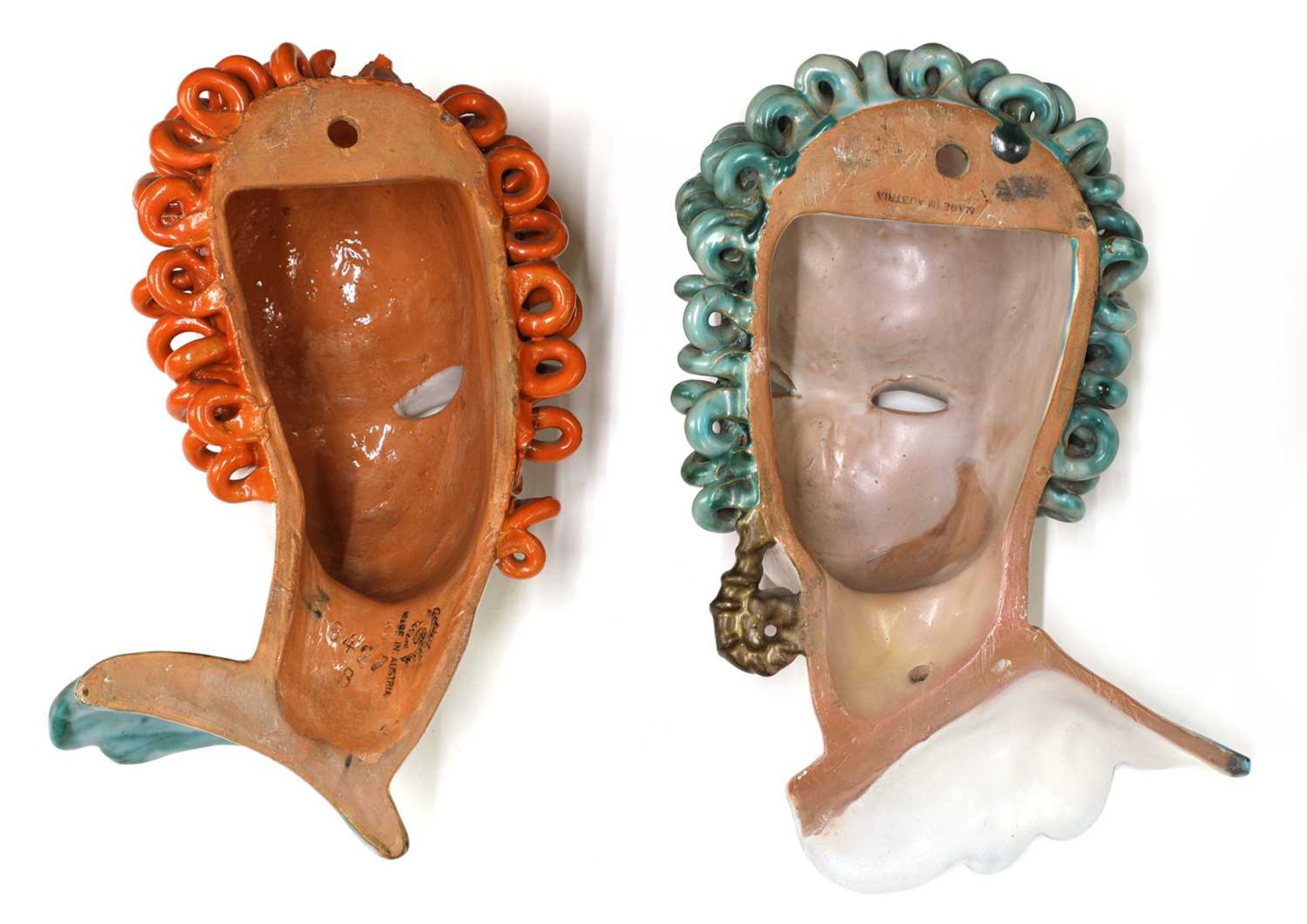 Two Goldscheider pierced eye pottery wall masks, - Bild 2 aus 5