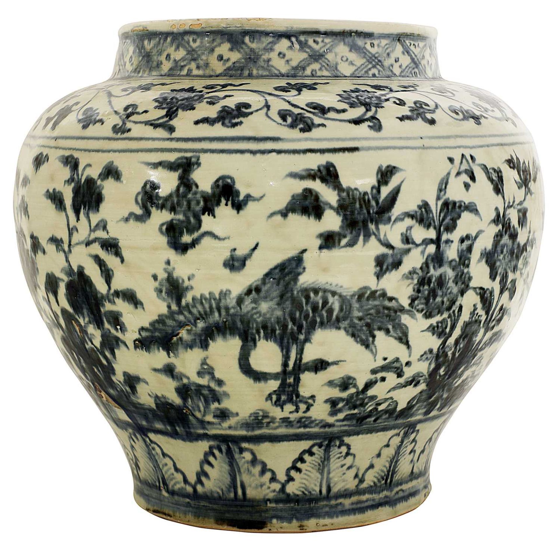 A Chinese blue and white jar, - Image 2 of 3