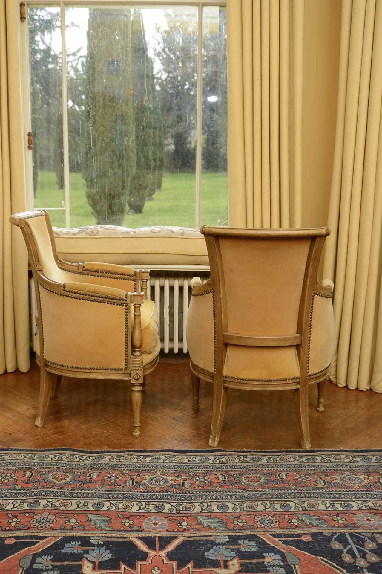 A pair of fauteuil armchairs, - Image 2 of 4
