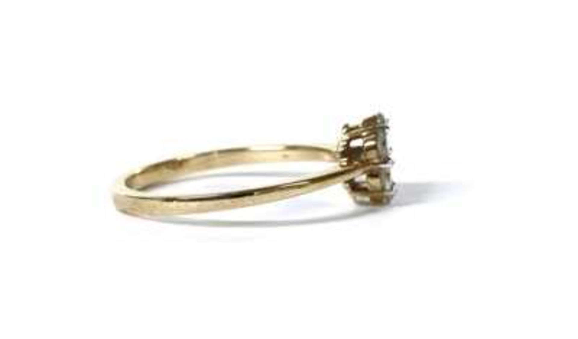 A gold diamond daisy cluster ring, - Image 2 of 3