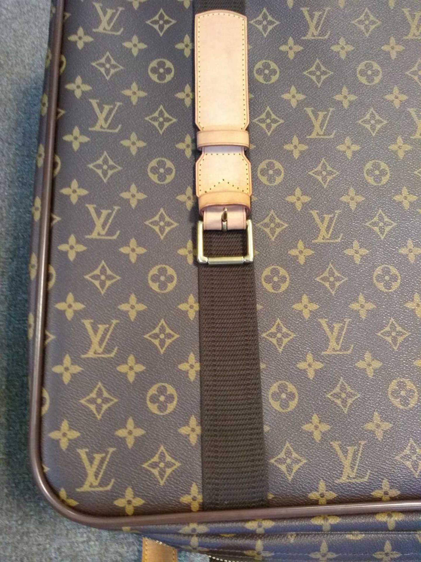 A Louis Vuitton 'Sirius 65' monogrammed canvas suitcase, - Bild 13 aus 19