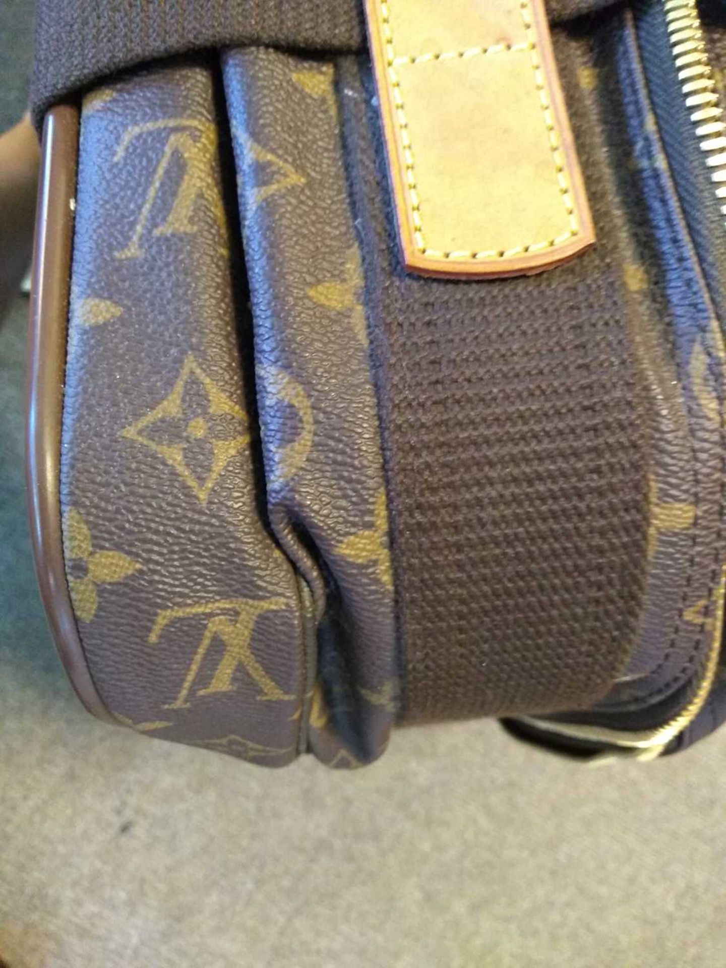A Louis Vuitton 'Sirius 65' monogrammed canvas suitcase, - Bild 17 aus 19