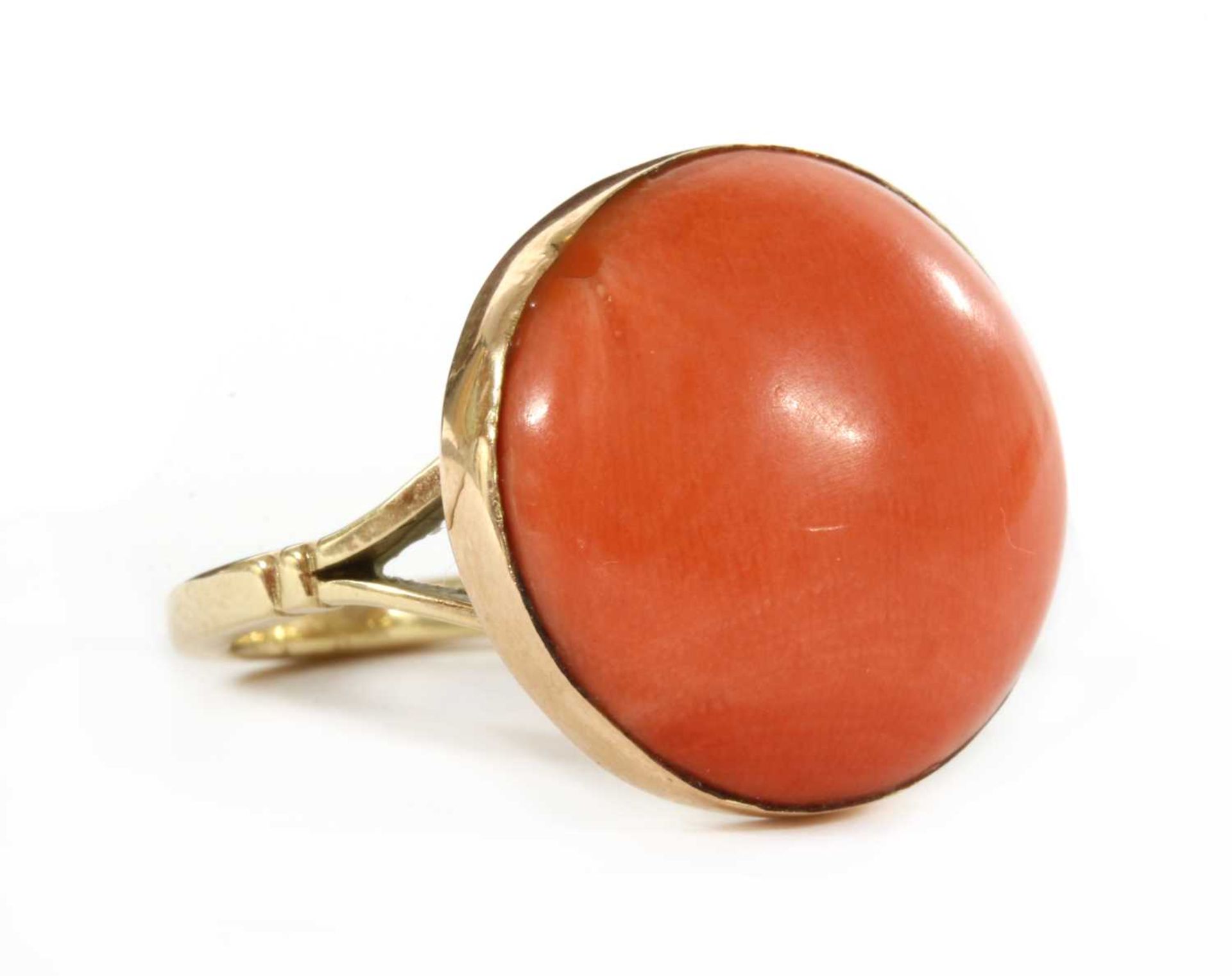 A gold single stone coral ring, - Image 3 of 3