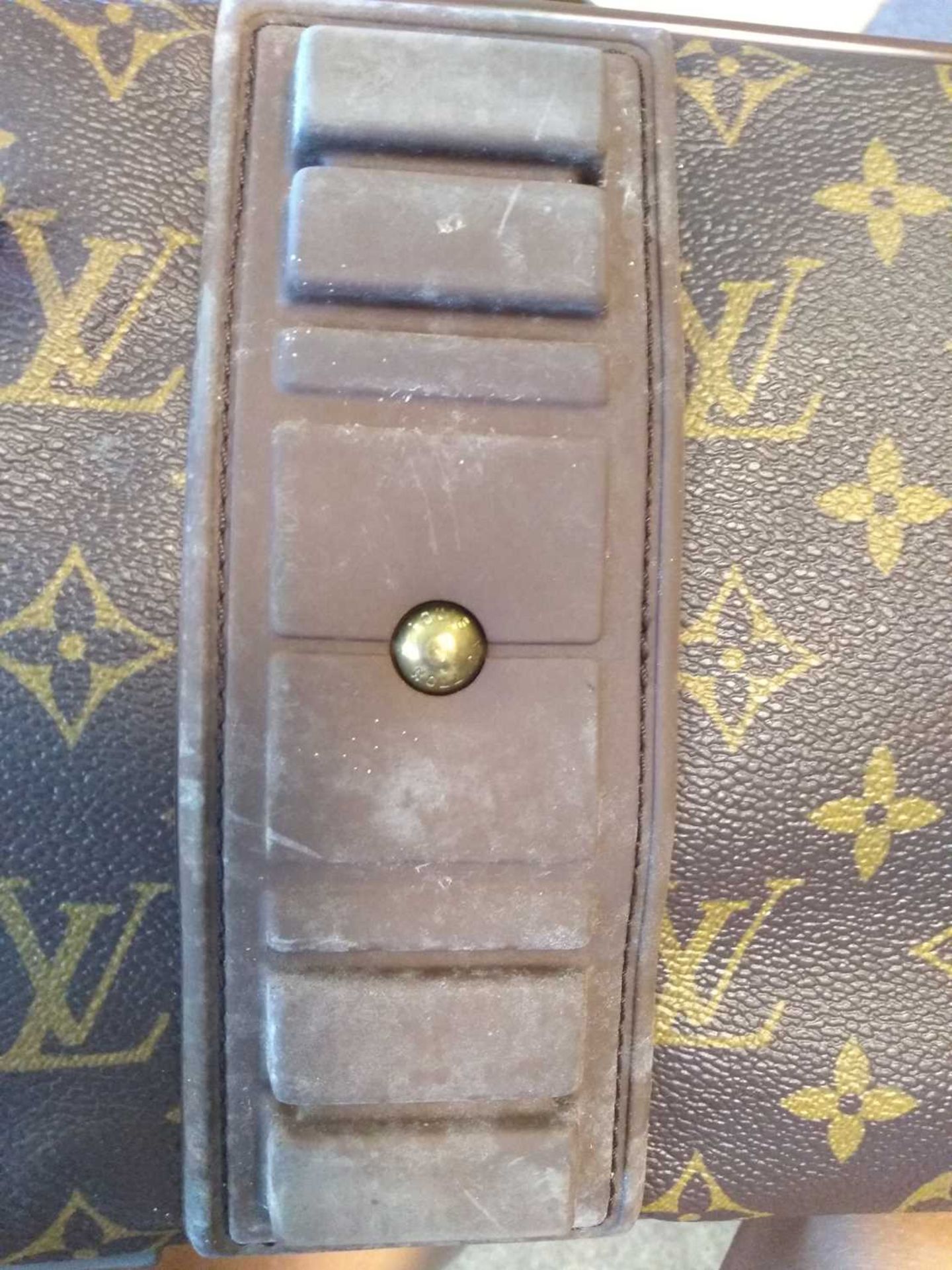 A Louis Vuitton 'Sirius 65' monogrammed canvas suitcase, - Bild 4 aus 19