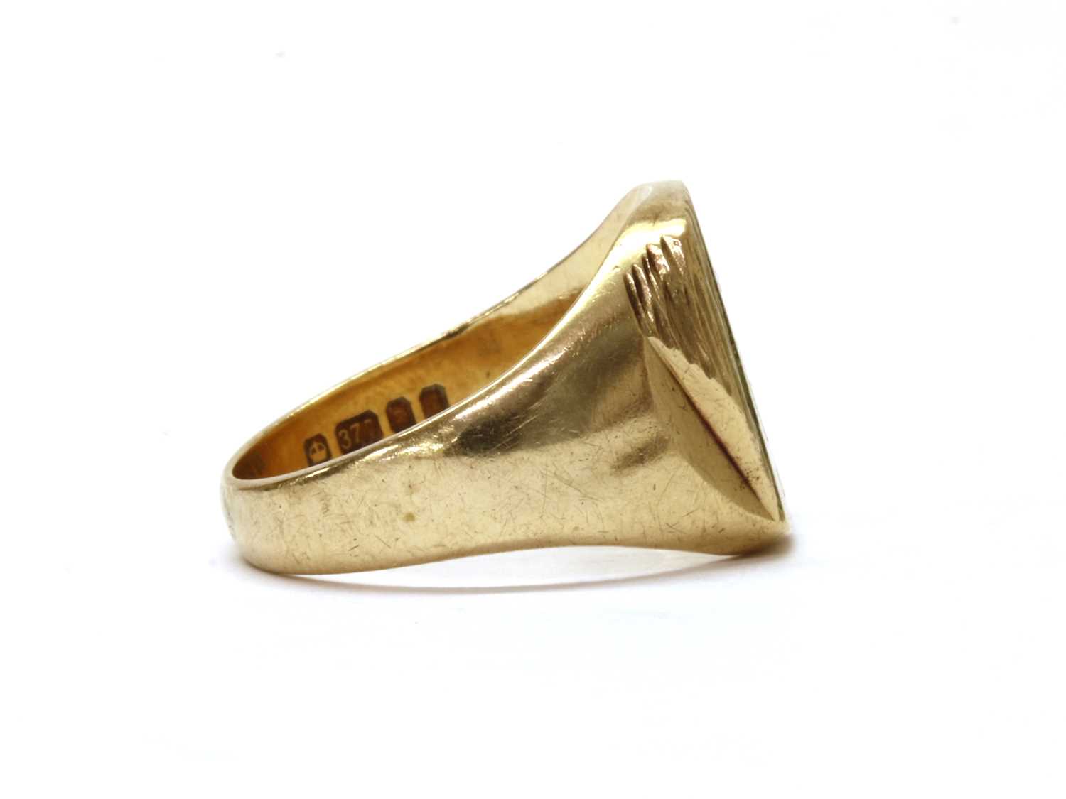 A 9ct gold engraved signet ring, - Image 3 of 3