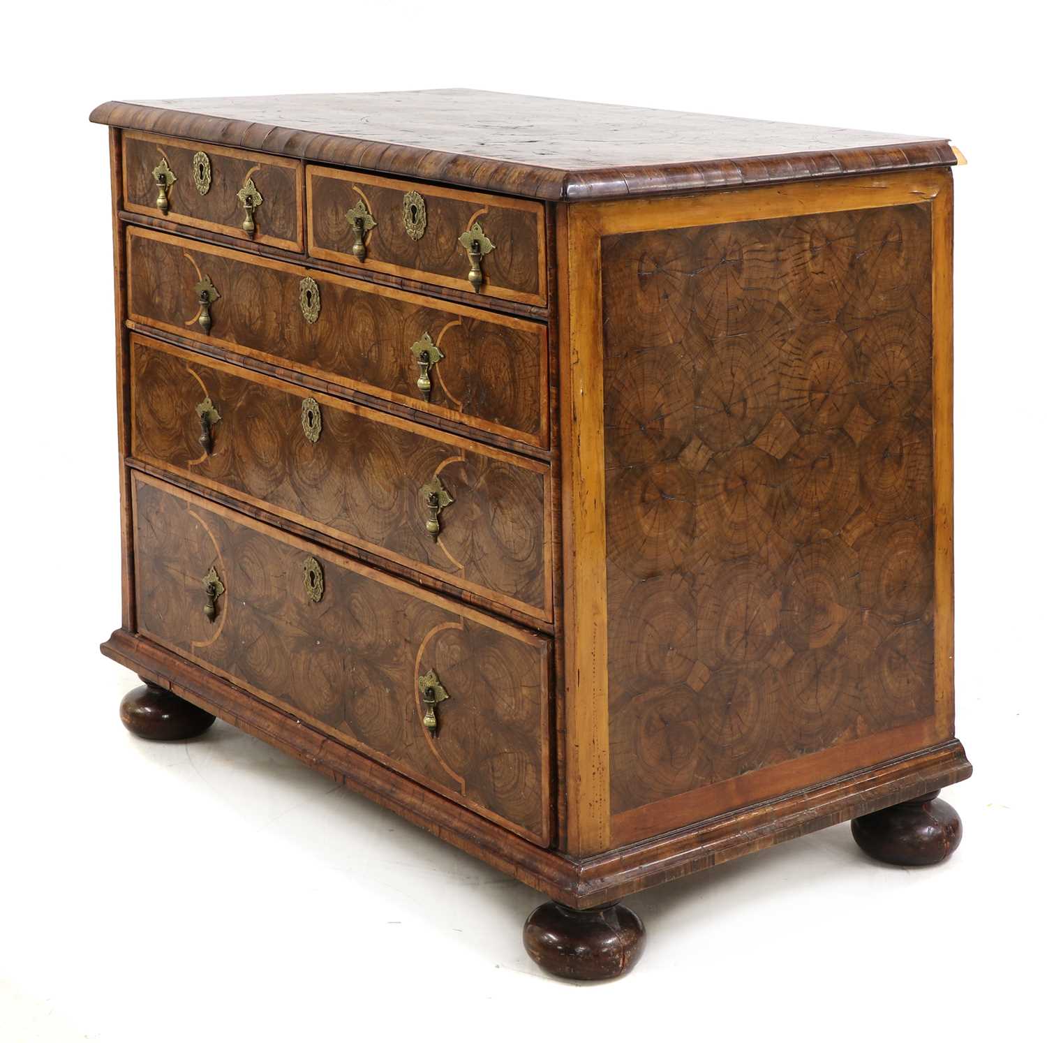 A William and Mary oyster veneered laburnum and fruitwood inlaid chest of drawers - Image 2 of 85