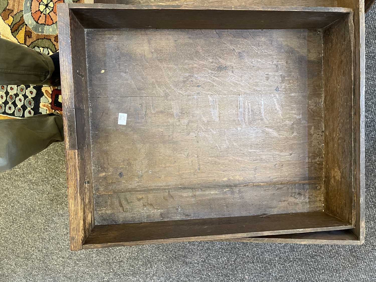 A William and Mary oyster veneered laburnum and fruitwood inlaid chest of drawers - Image 72 of 85