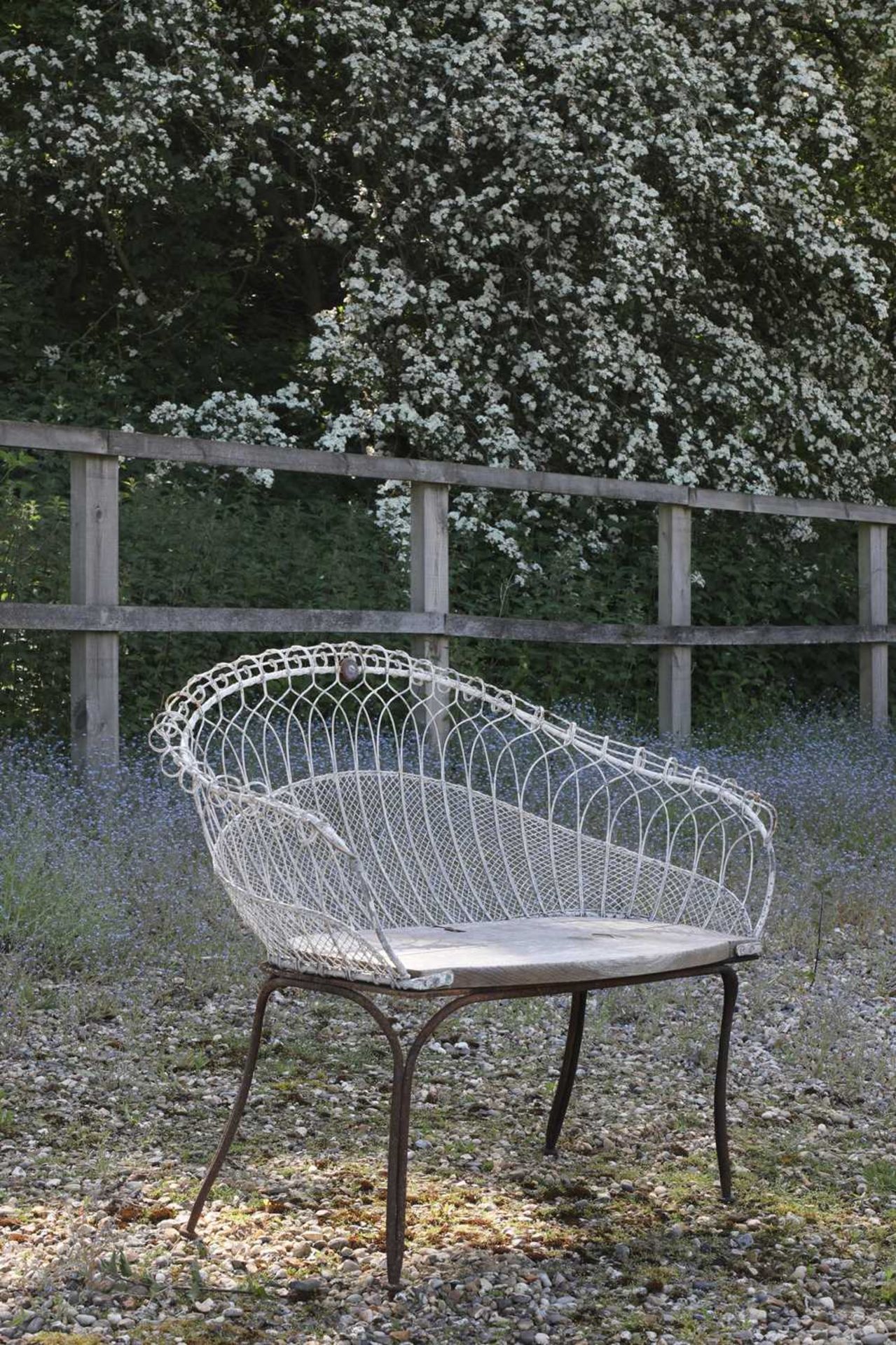 A Victorian wirework double garden seat, - Bild 2 aus 7