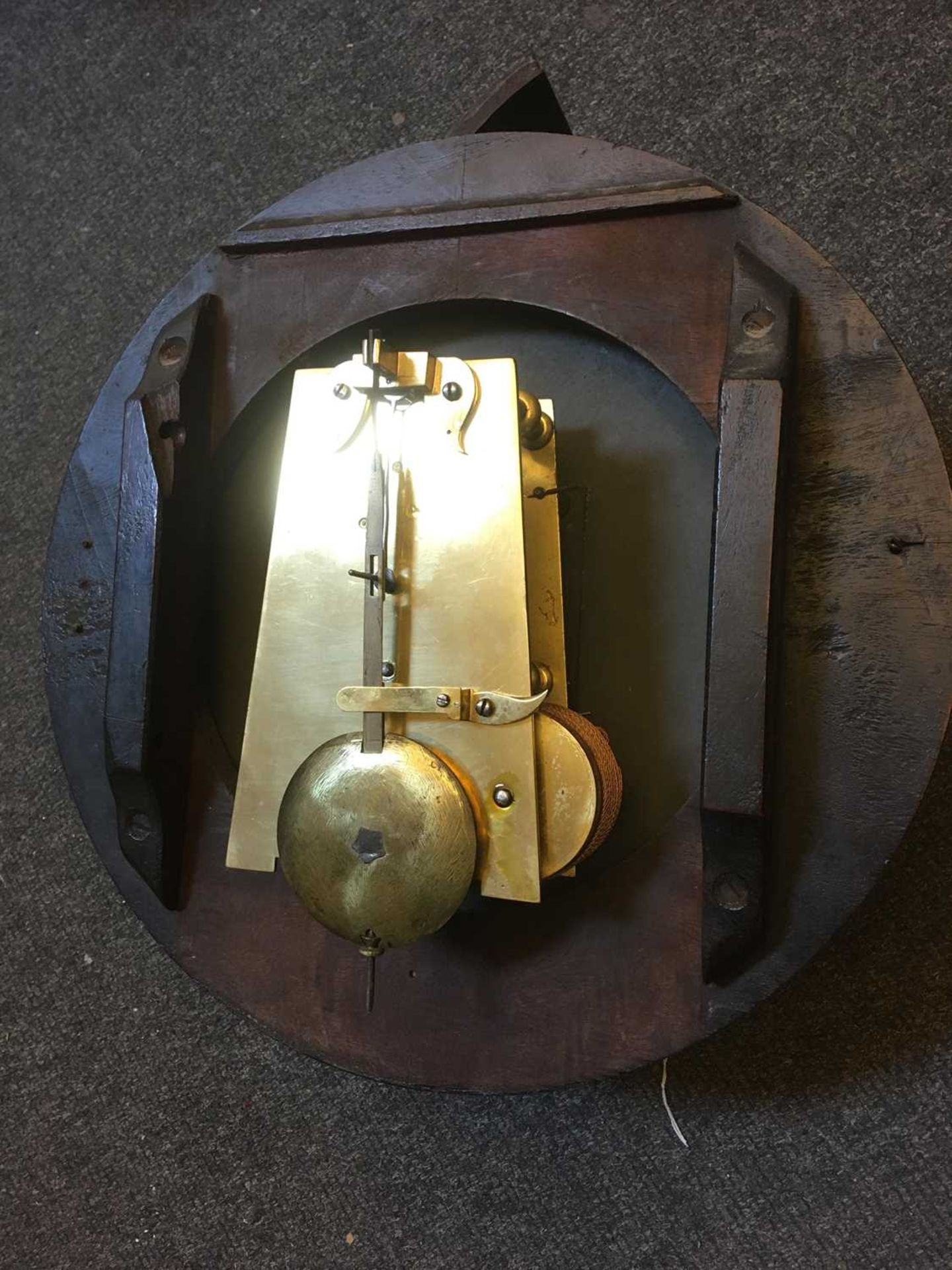 A George lll circular mahogany cased wall clock, - Bild 4 aus 13