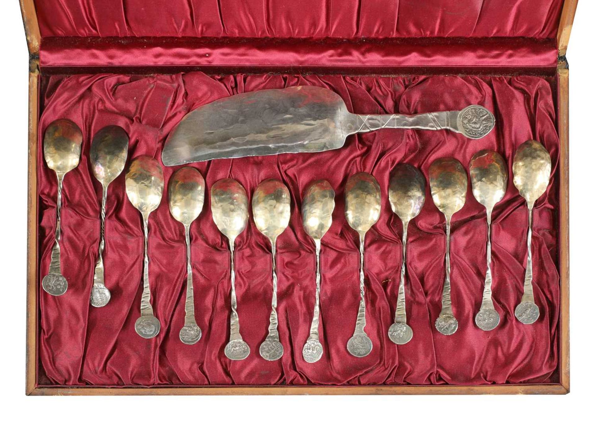 A cased set of twelve American silver ice cream spoons and cutter, - Image 4 of 11