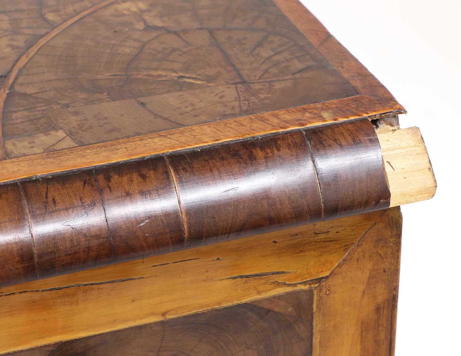 A William and Mary oyster veneered laburnum and fruitwood inlaid chest of drawers - Image 15 of 85