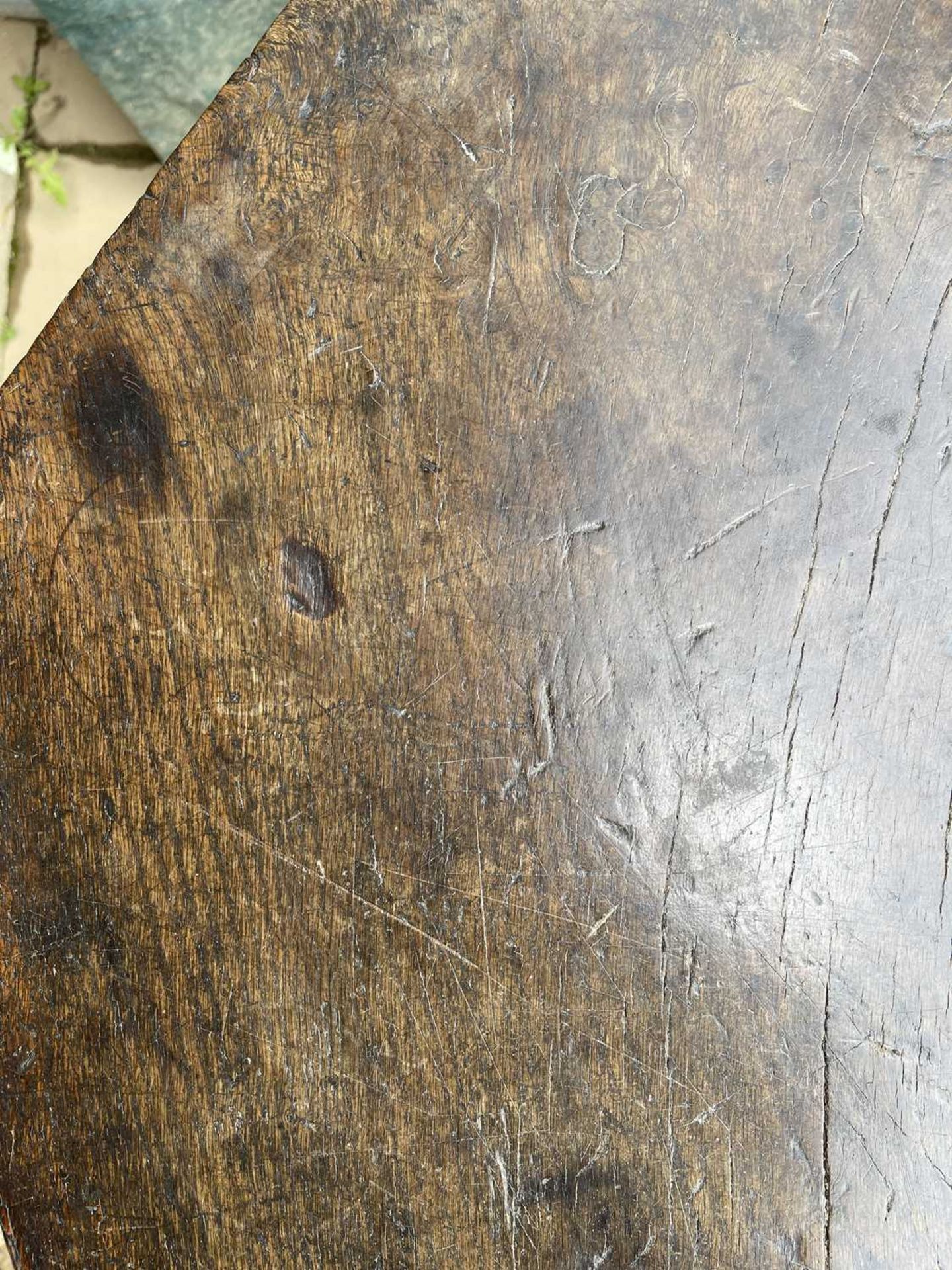 A primitive elm and ash 'cheese top' cricket table, - Bild 15 aus 22