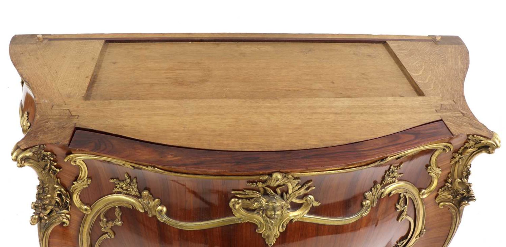 A French Louis XV-style amaranth and kingwood meuble d'appui, - Image 19 of 80