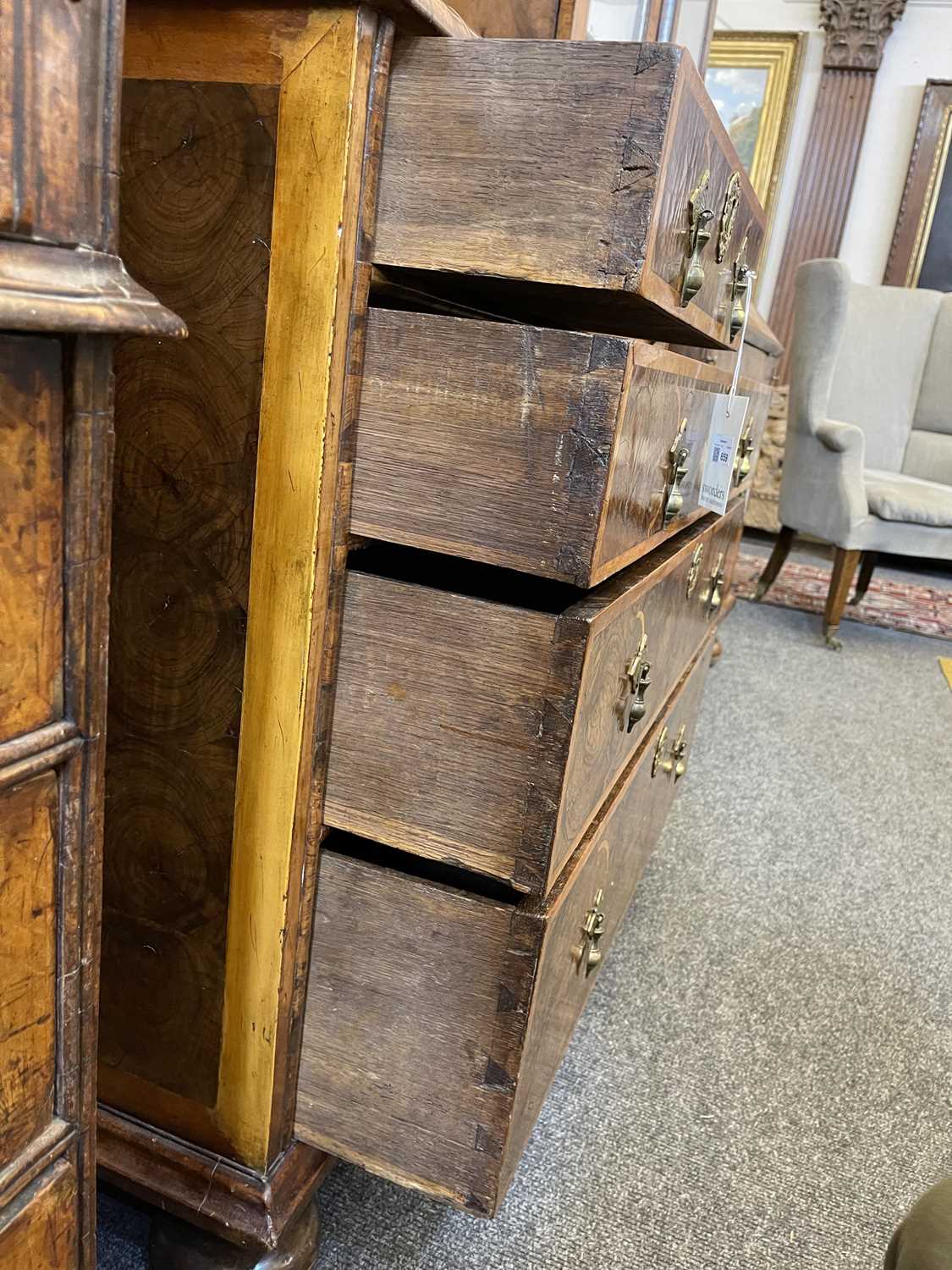 A William and Mary oyster veneered laburnum and fruitwood inlaid chest of drawers - Image 74 of 85