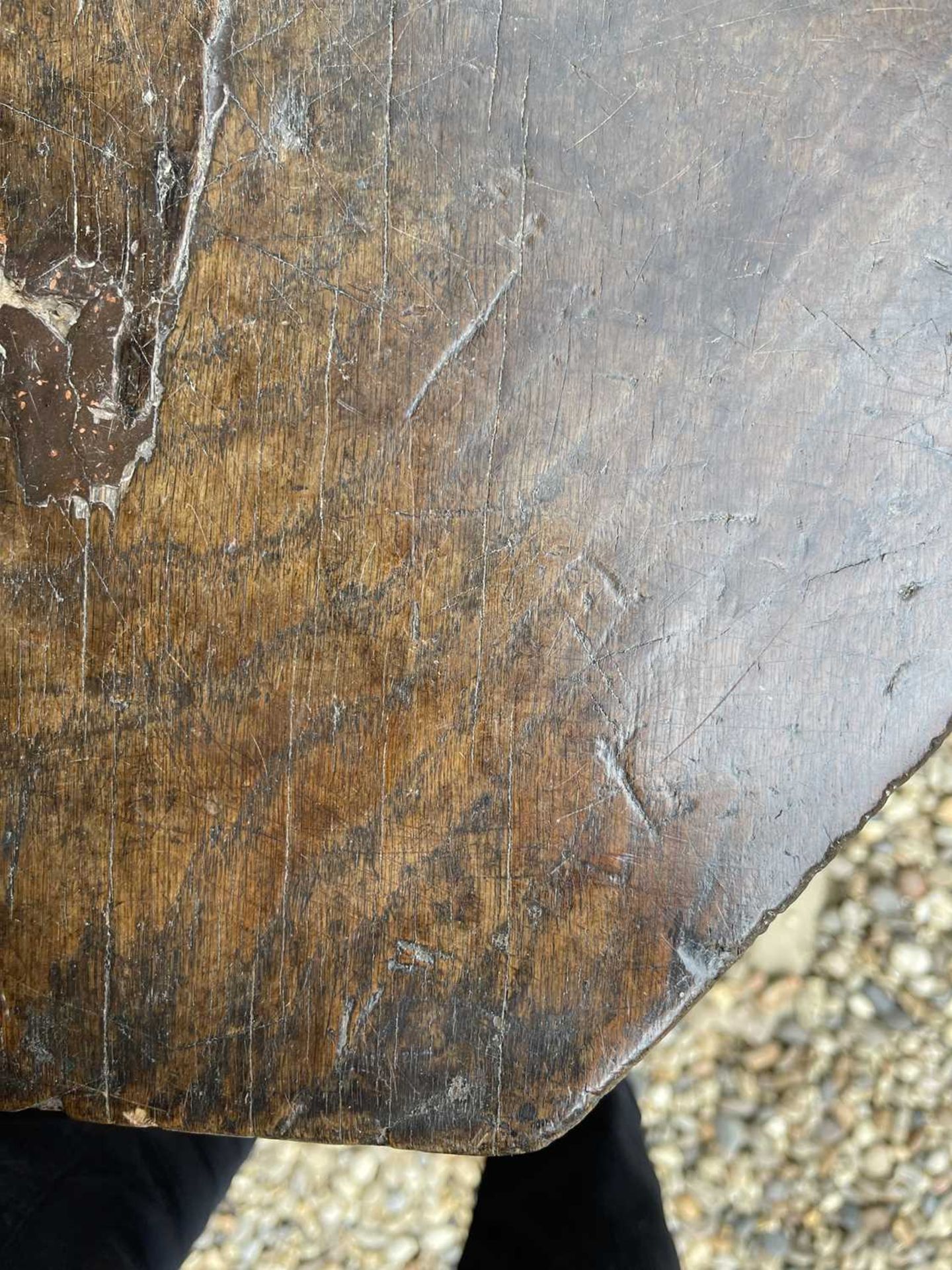A primitive elm and ash 'cheese top' cricket table, - Bild 21 aus 22