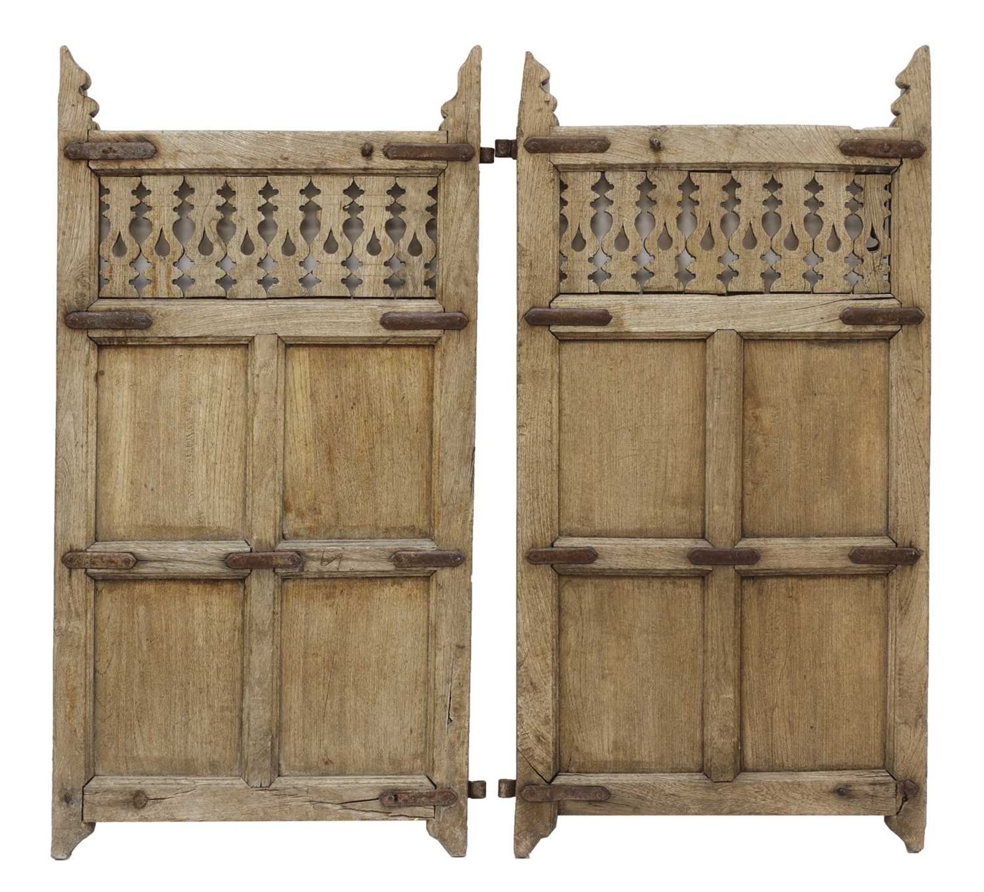 A pair of Indian painted teak and wrought iron doors, - Bild 8 aus 8