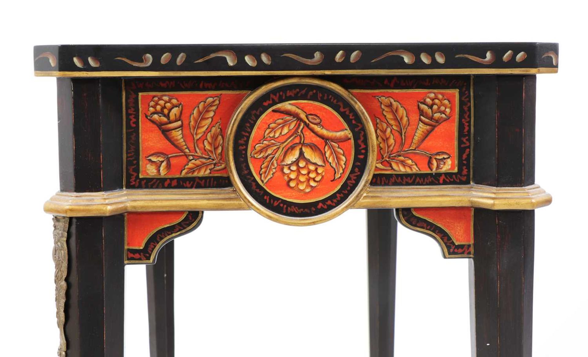 A pair of Napoleon III-style lacquered chinoiserie side tables, - Bild 9 aus 10