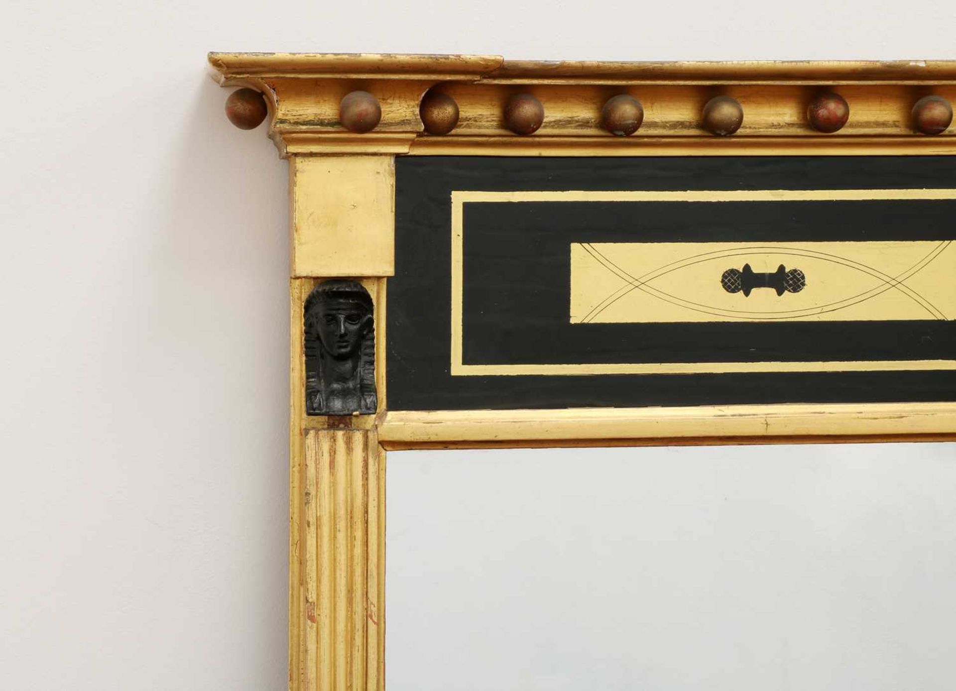 A Regency Egyptian Revival giltwood pier mirror, - Bild 4 aus 6