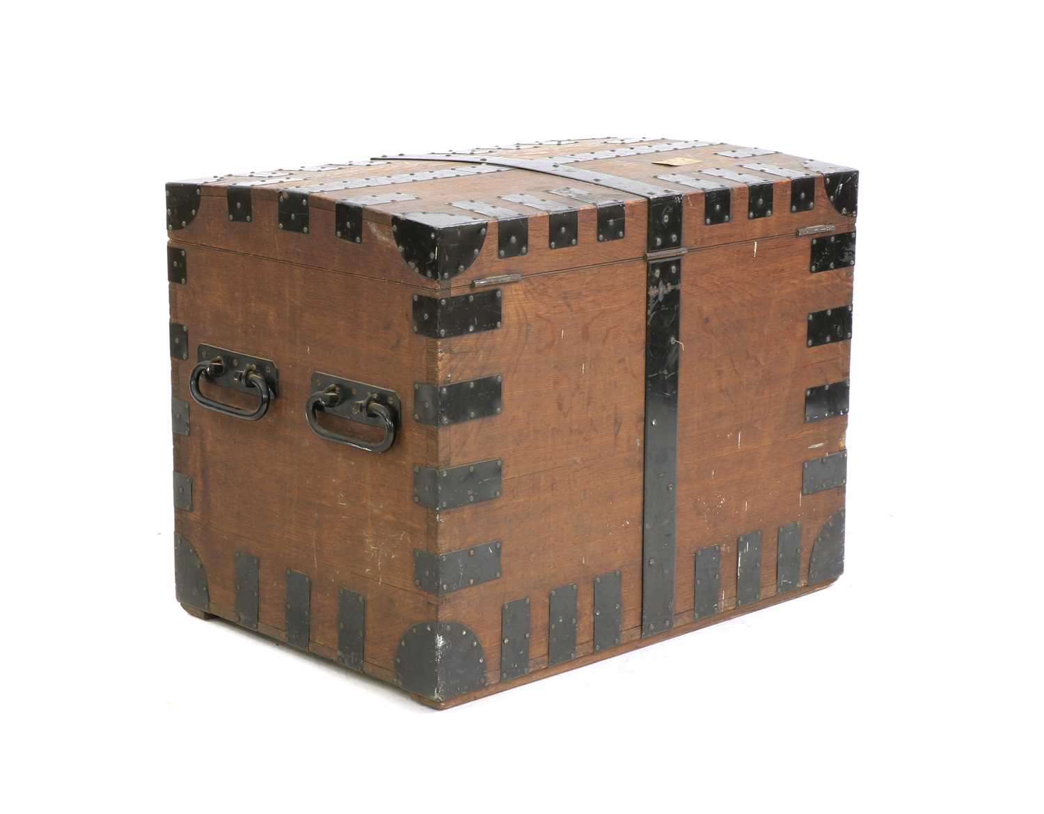 A Victorian iron bound oak silver chest, - Image 3 of 8