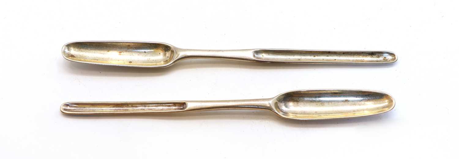 A George II silver marrow scoop,