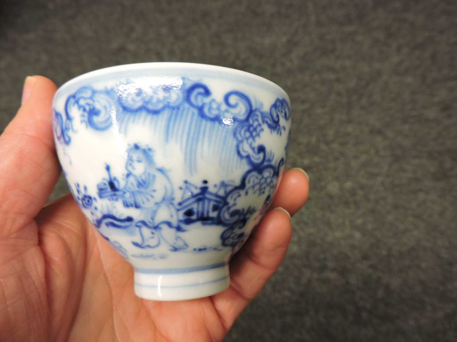 A Chinese blue and white cup, - Image 5 of 11