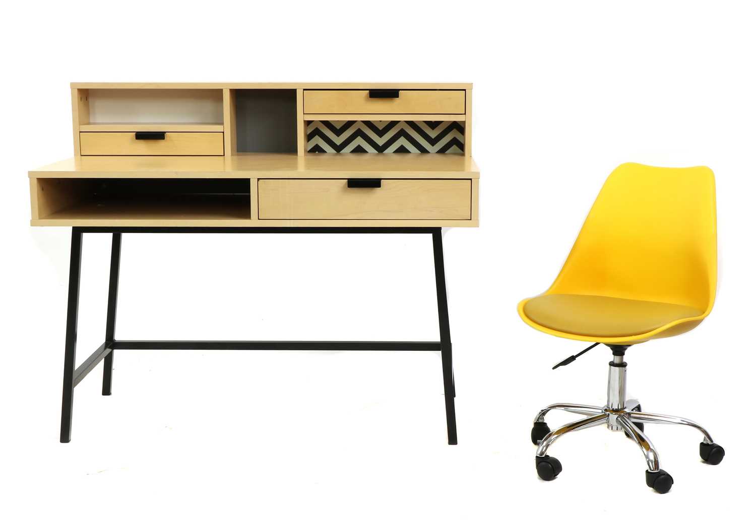 A modern office desk by Maisons du Monde,