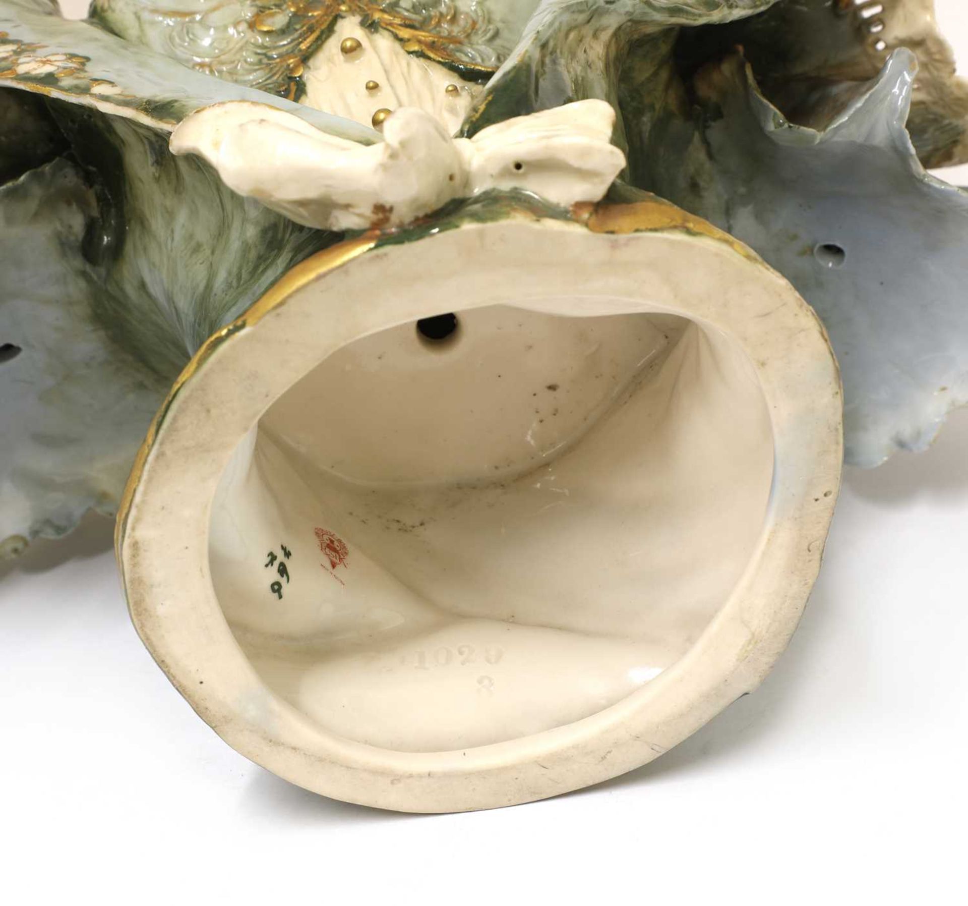 A Riessner, Stellmacher & Kessel 'Amphora' porcelain bust, - Bild 5 aus 5