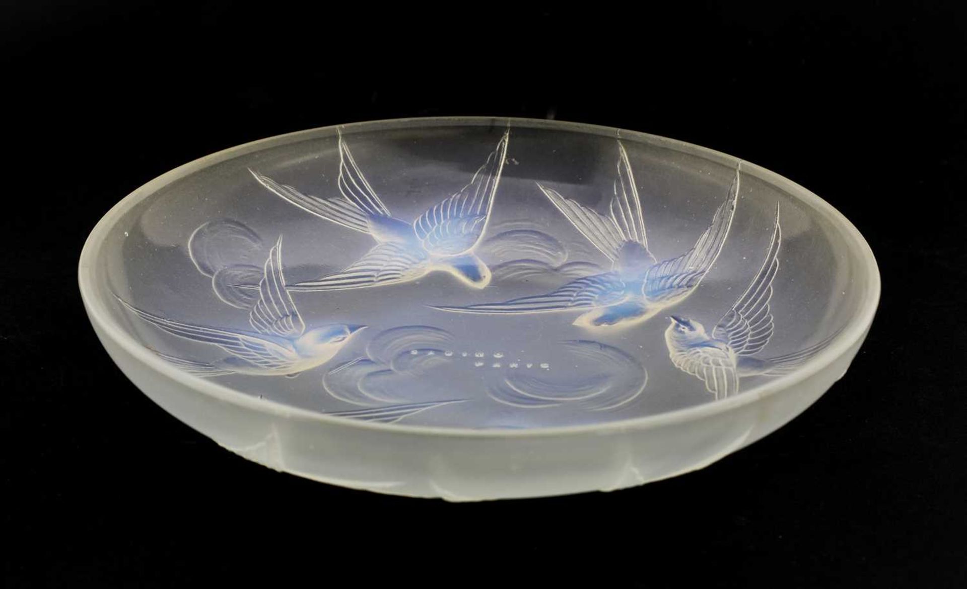 A Sabino opalescent glass dish, - Image 2 of 3