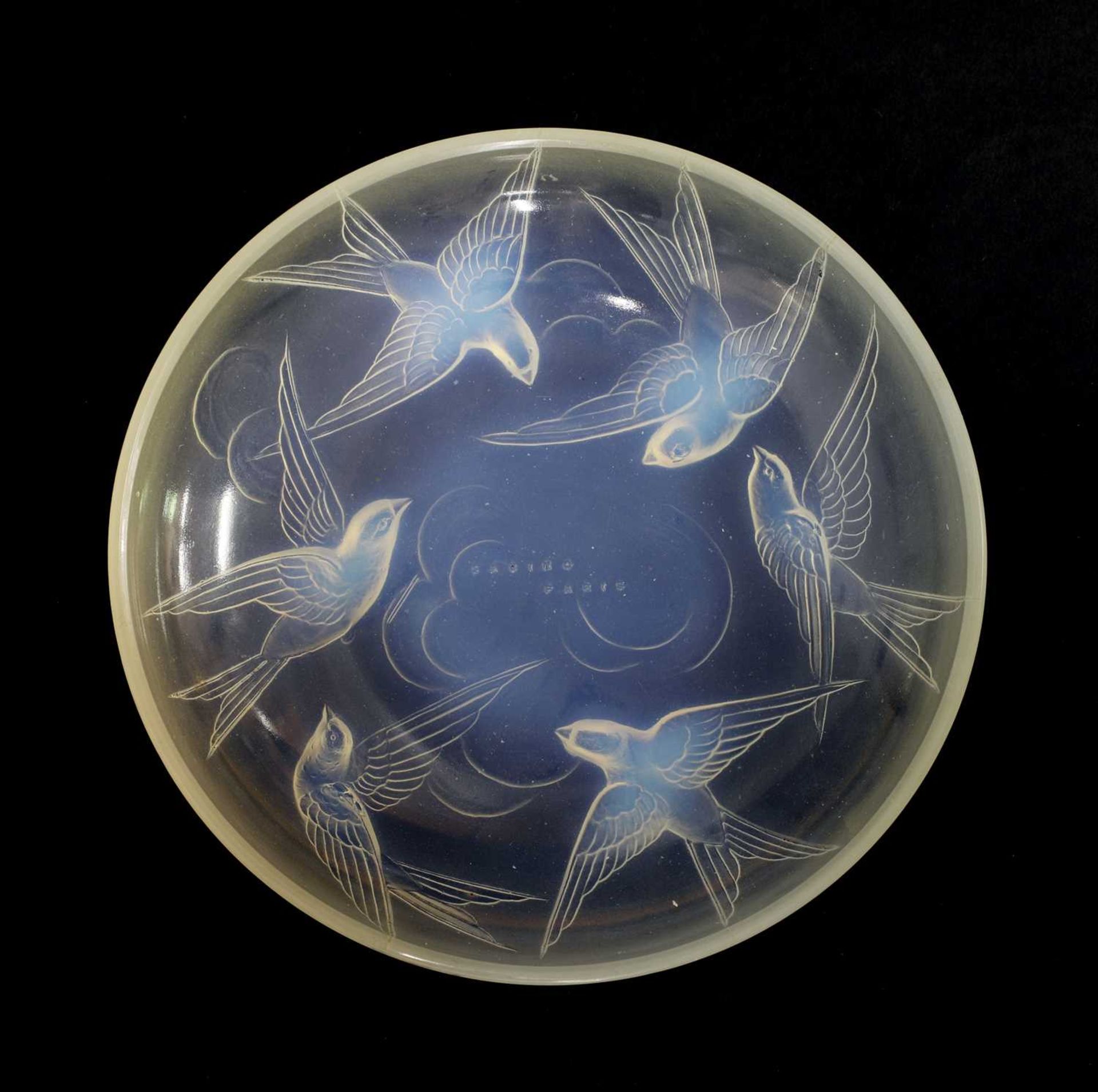 A Sabino opalescent glass dish,