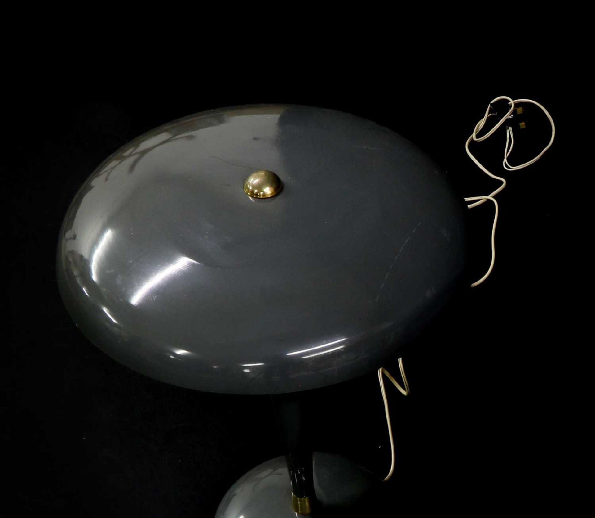 An Italian grey-enamelled and brass desk lamp, - Bild 3 aus 3