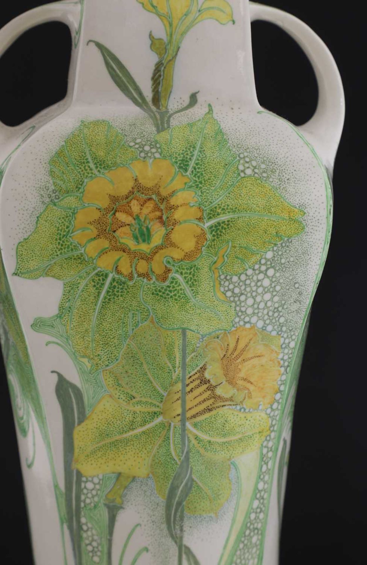 A Rozenburg Den Haag eggshell porcelain twin-handled vase, - Image 4 of 9