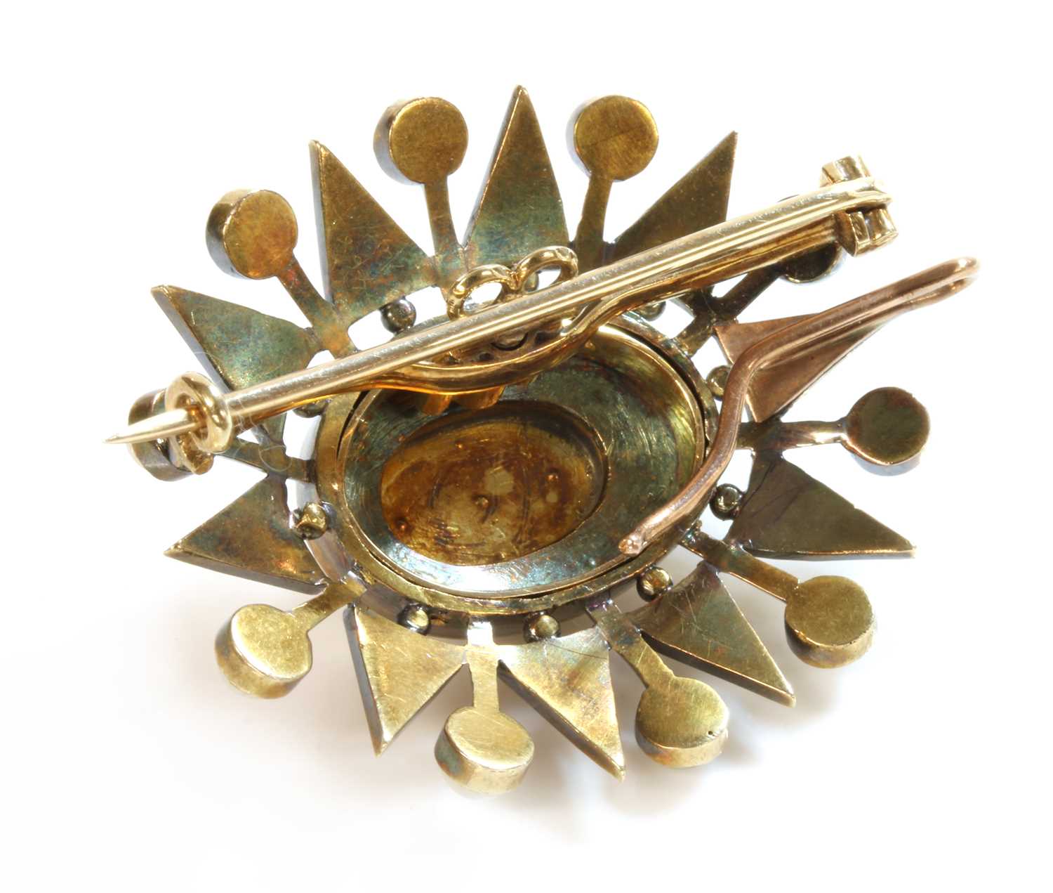 A Victorian gold split pearl oval starburst brooch/pendant, c.1900, - Image 2 of 2
